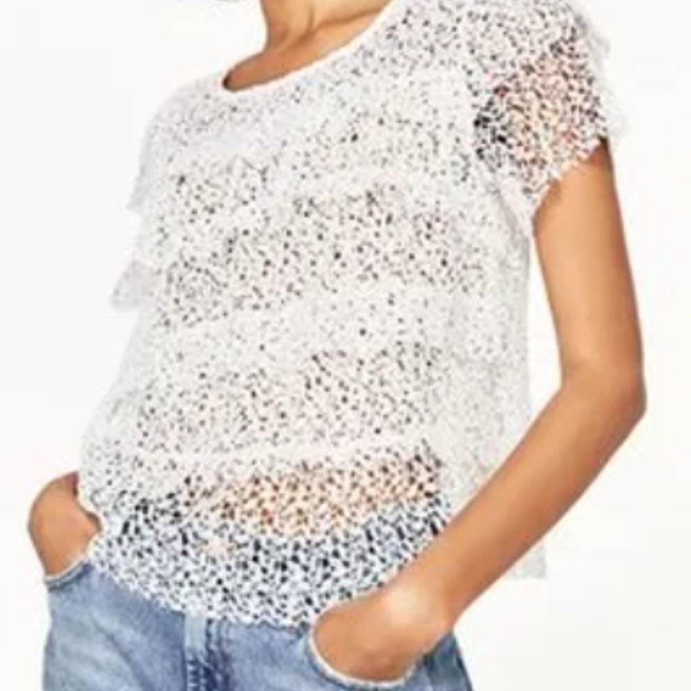 NWOT Zara White Lace Layered Top - size XS in excellent condition